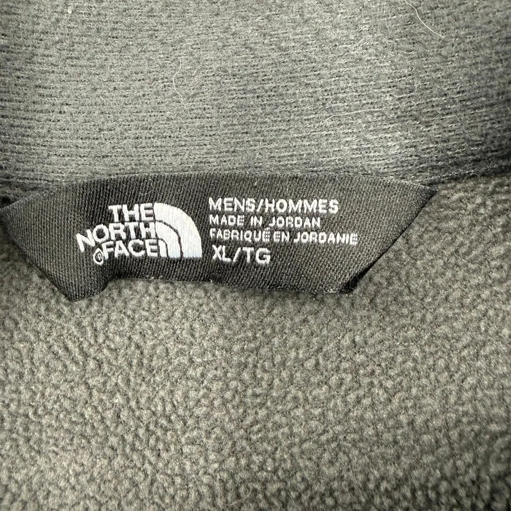 The North Face Mens Charcoal Gray‎ 1/4 Zip Fleece Pullover  XL Stock Yards